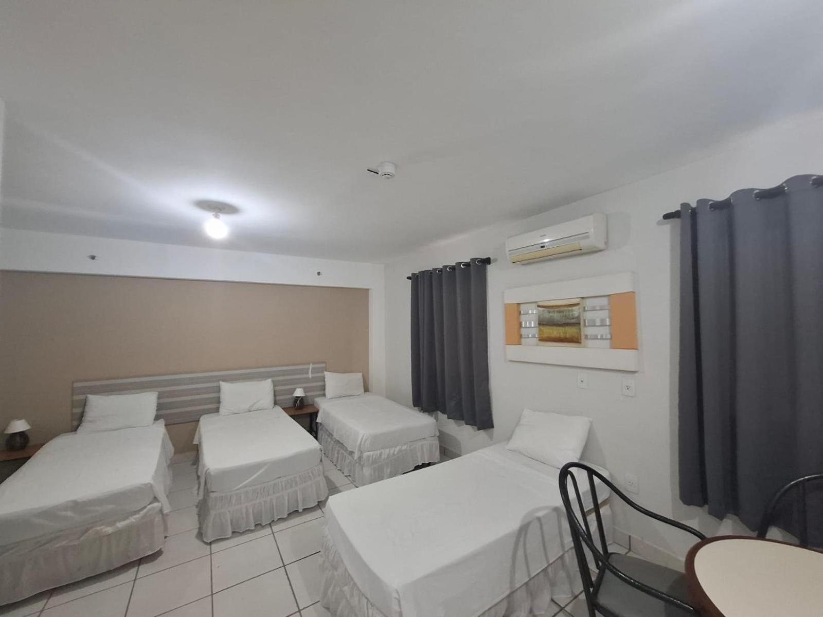 Saint James Palace Hotel Lencois Paulista Bagian luar foto